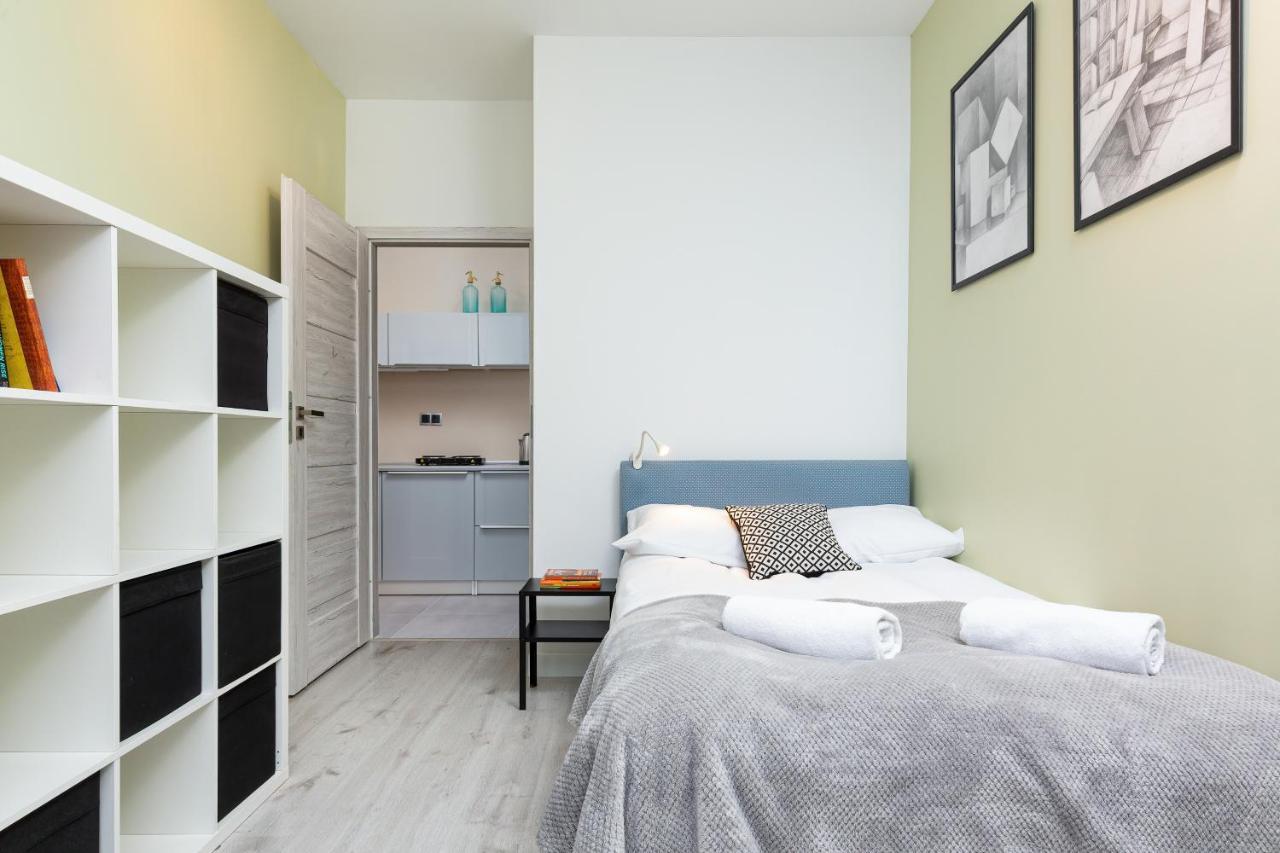 Mokotow Business Center Apartments By Noclegi Renters Warsaw Exterior photo